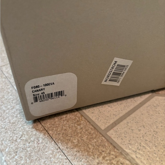 DEADSTOCK FEAR OF GOD CANARY YELLOW CALIFORNIA SLIDES SHOES ORIGINAL BOX - Picture 11 of 15